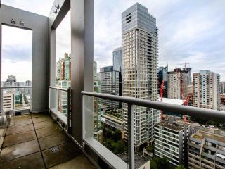 Photo 18: PH3 1050 SMITHE Street in Vancouver: West End VW Condo for sale in "STERLING" (Vancouver West)  : MLS®# R2495075