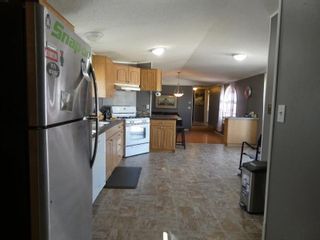 Photo 8: 27 FEDIW Road in Fort Nelson: Fort Nelson -Town Manufactured Home for sale : MLS®# R2774060