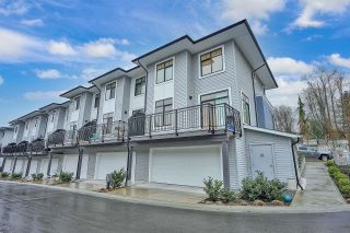 Photo 3: 65 15255 SITKA Drive in Surrey: Fleetwood Tynehead Townhouse for sale : MLS®# R2865866
