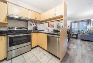 Photo 6: 702 6611 COONEY Road in Richmond: Brighouse Condo for sale : MLS®# R2864955