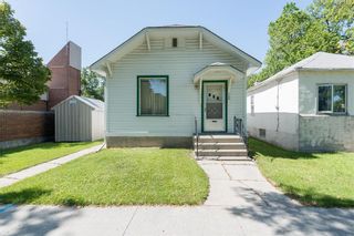 Photo 1: 709 Day Street in Winnipeg: West Transcona Residential for sale (3L)  : MLS®# 202221466