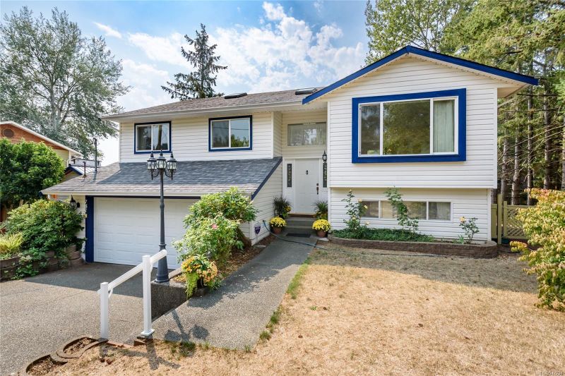 FEATURED LISTING: 785 Williams Rd Courtenay