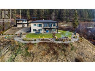 Photo 2: 3278 Boss Creek Road in Vernon: House for sale : MLS®# 10308679