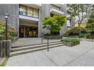 Photo 2: 604 2370 W 2ND Avenue in Vancouver: Kitsilano Condo for sale in "CENTURY HOUSE" (Vancouver West)  : MLS®# V1139170