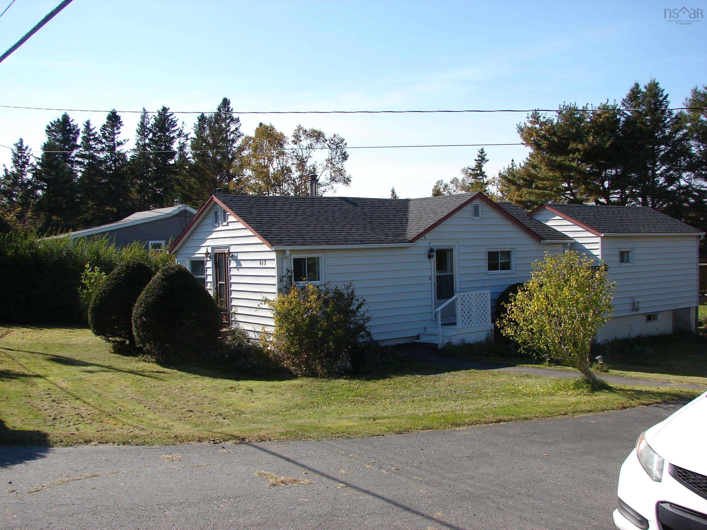 Main Photo: 917 Highway 1 in Deep Brook: Annapolis County Residential for sale (Annapolis Valley)  : MLS®# 202300846