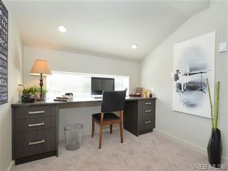 Photo 11: 746 Violet Ave in VICTORIA: SW Marigold Half Duplex for sale (Saanich West)  : MLS®# 692661