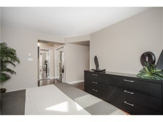 Photo 13: 2403 1199 EASTWOOD Street in Coquitlam: North Coquitlam Condo for sale in "SELKIRK" : MLS®# V1116868
