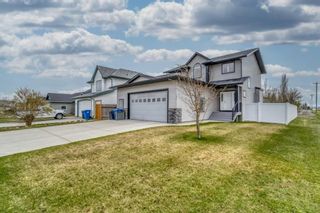 Photo 2: 1047 Carriage Lane Drive: Carstairs Detached for sale : MLS®# A1215731