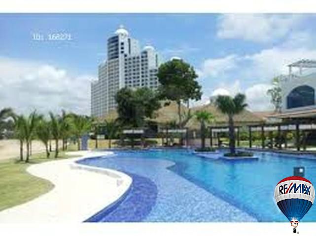 Panama Luxury Real Estate - Casa Bonita - Pool view