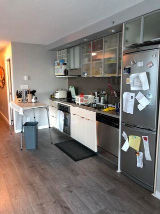 Photo 3: 511 168 POWELL Street in Vancouver: Downtown VE Condo for sale (Vancouver East)  : MLS®# R2852261