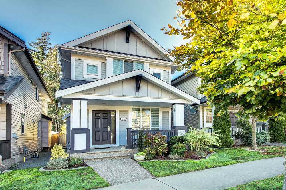 Main Photo: 6033 164 Street in Surrey: Cloverdale BC House for sale (Cloverdale)  : MLS®# R2523965