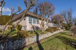 Photo 20: 2395 MATHERS Avenue in West Vancouver: Dundarave House for sale in "Dundarave" : MLS®# R2747439