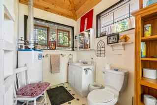 Photo 19:  in Sicamous: Shuswap Lake House for sale : MLS®# 10212975