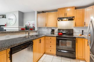 Photo 6: 1 1075 LYNN VALLEY Road in North Vancouver: Lynn Valley Townhouse for sale in "RIVER ROCK 2" : MLS®# R2427663