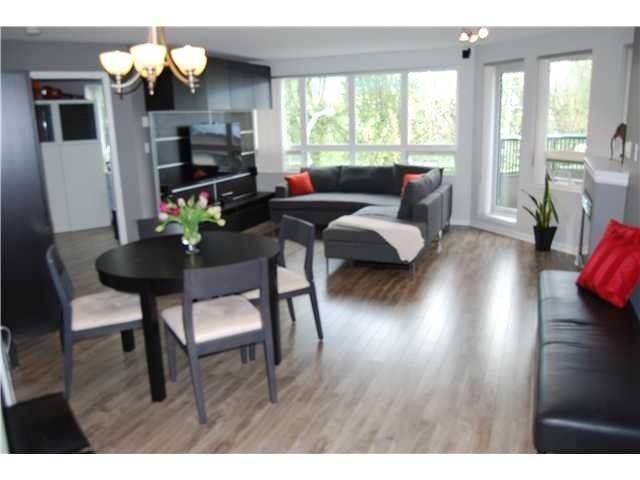 Main Photo: A306 2099 Lougheed Hwy. in Port Coquitlam: Glenwood PQ Condo for sale : MLS®# v1073149