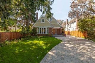 Photo 3: 6455 VINE Street in Vancouver: Kerrisdale House for sale (Vancouver West)  : MLS®# R2784975