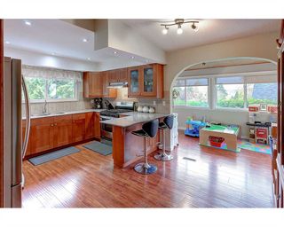 Photo 9: 1897 DAWES HILL Road in Coquitlam: Central Coquitlam House for sale : MLS®# R2121879