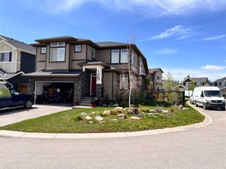 Photo 1: 129 Kinniburgh Gardens: Chestermere Detached for sale : MLS®# A2135393