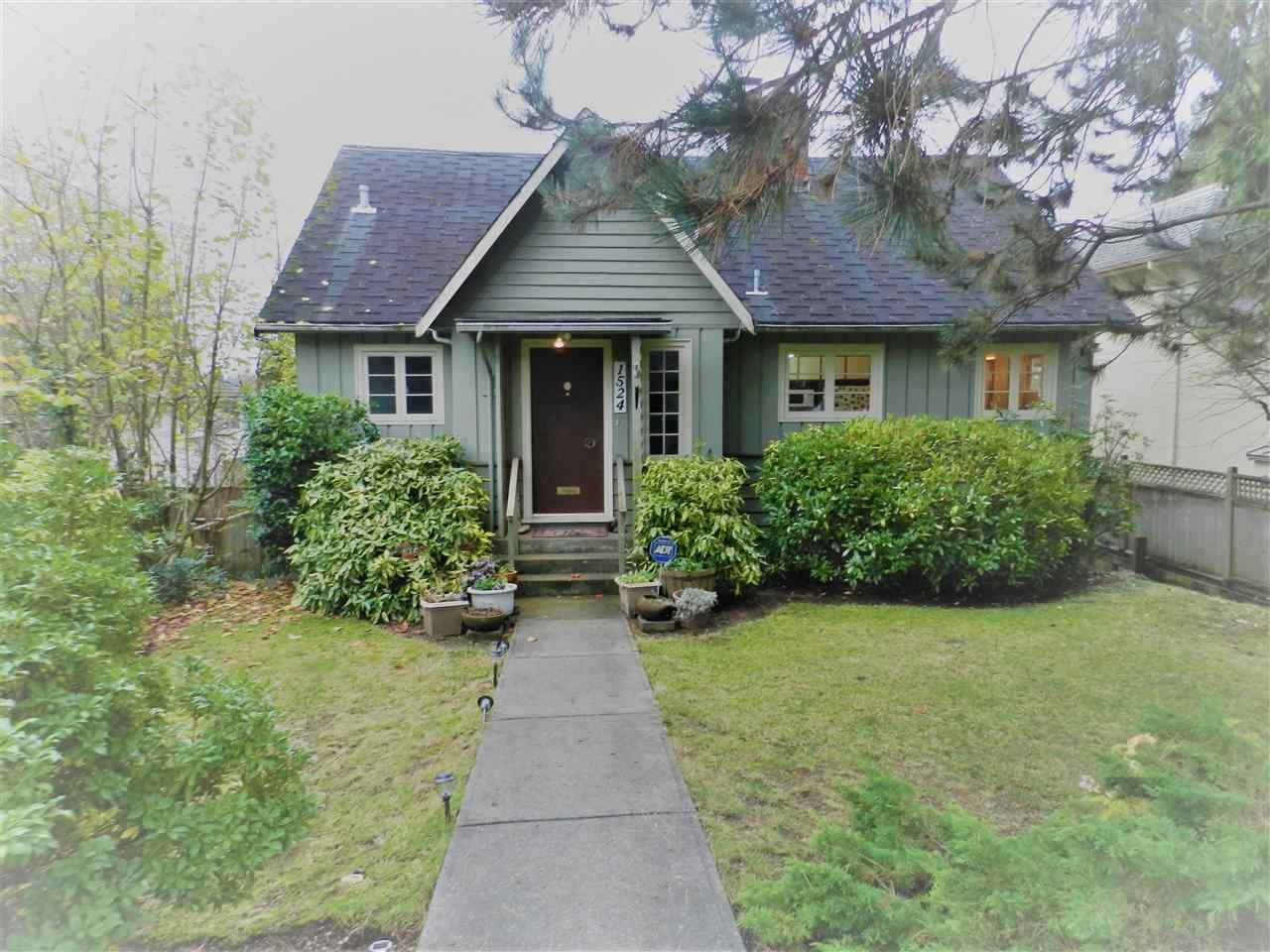 Main Photo: 1524 INGLEWOOD AVENUE in West Vancouver: Ambleside House for sale : MLS®# R2124608