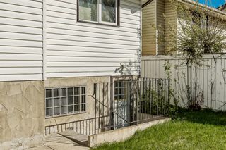 Photo 3: 11 Millbank Court SW in Calgary: Millrise Detached for sale : MLS®# A1221341