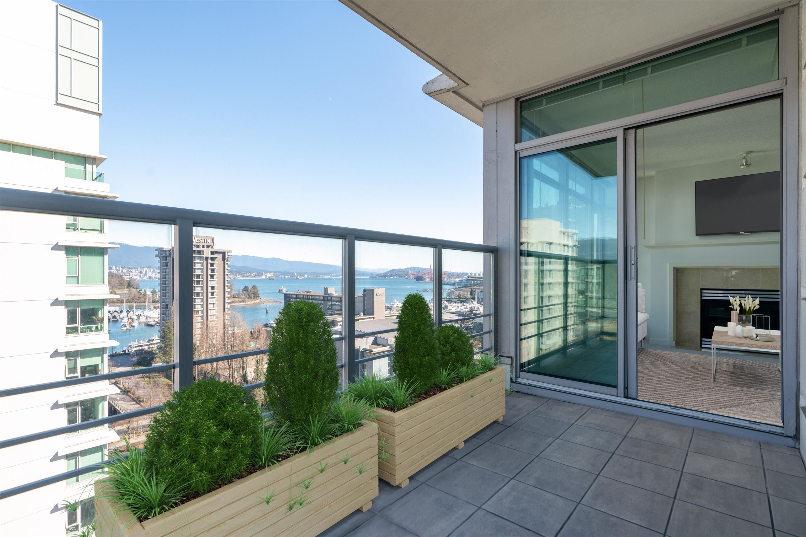 Main Photo: 1302 1710 BAYSHORE DRIVE in Vancouver: Coal Harbour Condo for sale (Vancouver West)  : MLS®# R2664538