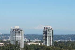 Photo 2: 1405 6622 SOUTHOAKS Crescent in Burnaby: Highgate Condo for sale in "GIBRALTA" (Burnaby South)  : MLS®# R2289466