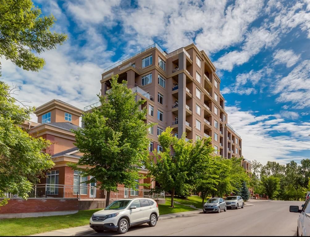 Main Photo: 3201 24 Hemlock Crescent SW in Calgary: Spruce Cliff Apartment for sale : MLS®# A1199206