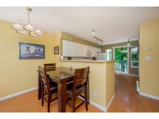 Photo 5: 19 4787 57 Street in Ladner: Delta Manor Townhouse for sale in "Village Green" : MLS®# R2271029