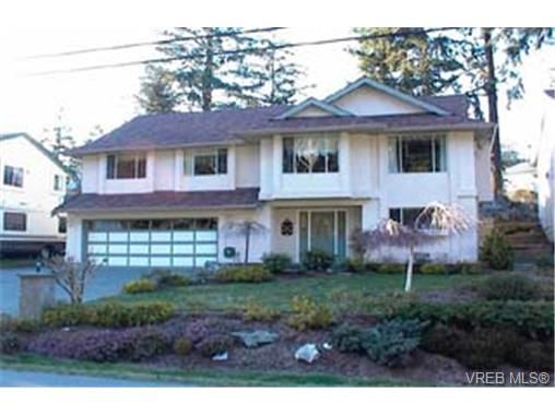 Main Photo: 2426 Setchfield Ave in VICTORIA: La Florence Lake House for sale (Langford)  : MLS®# 280688