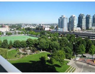 Photo 1: 1102 58 KEEFER Place in Vancouver: Downtown VW Condo for sale in "FIRENZE" (Vancouver West)  : MLS®# V659127