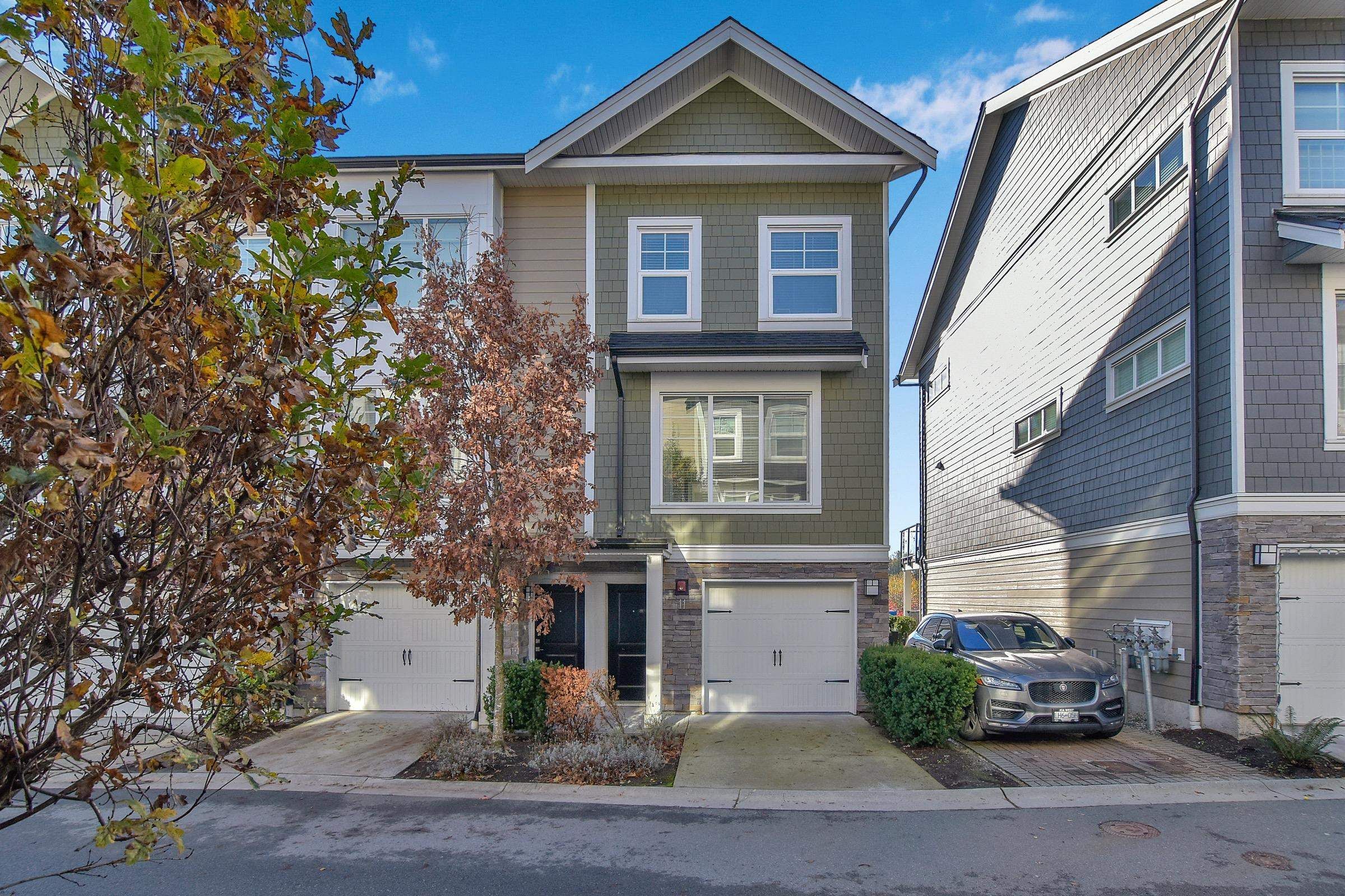 Main Photo: 11 21150 76A Avenue in Langley: Willoughby Heights Townhouse for sale in "Hutton" : MLS®# R2833396