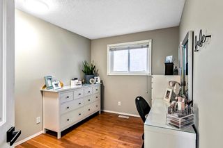 Photo 18: 57 Riverside Crescent SE in Calgary: Riverbend Detached for sale : MLS®# A2020470