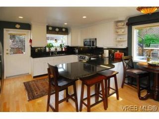 Photo 2: 2559 Killarney Rd in VICTORIA: SE Cadboro Bay House for sale (Saanich East)  : MLS®# 506250