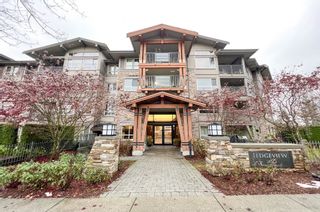 Main Photo: 505 3110 DAYANEE SPRINGS Boulevard in Coquitlam: Westwood Plateau Condo for sale : MLS®# R2742192