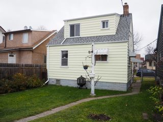 Photo 8: 464 Garlies Street in Winnipeg: North End Single Family Detached for sale (Central Winnipeg)  : MLS®# 1529498