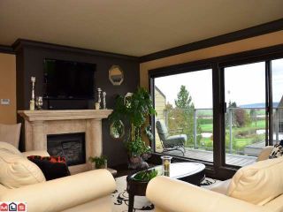 Photo 3: 14 14045 NICO WYND Place in Surrey: Elgin Chantrell Condo for sale (South Surrey White Rock)  : MLS®# F1226866