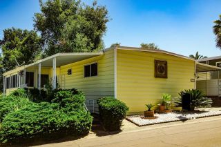 Main Photo: Manufactured Home for sale : 2 bedrooms : 8712 N Magnolia #127 in Santee