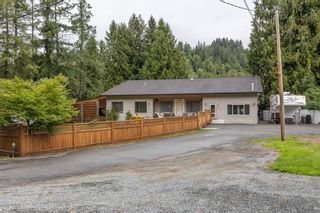 Photo 2: 49041 SHELDON Road in Chilliwack: Chilliwack River Valley House for sale (Sardis)  : MLS®# R2813146