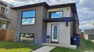 Photo 1: 327 Rosewood Boulevard West in Saskatoon: Rosewood Residential for sale : MLS®# SK899383