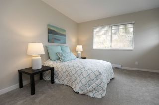 Photo 13: 114 8737 212 Street in Langley: Walnut Grove Townhouse for sale in "Chartwell Green" : MLS®# R2410858