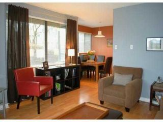 Photo 3: G3 1026 QUEENS Avenue in New Westminster: Uptown NW Condo for sale in "AMARA TERRACE" : MLS®# V860178