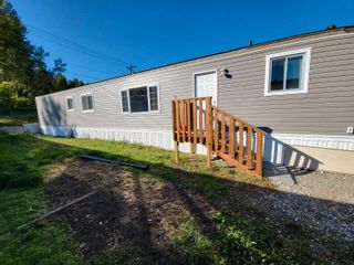 Photo 2: 654 NORTH FRASER Drive in Quesnel: Quesnel - Town Manufactured Home for sale : MLS®# R2728531