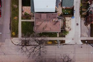 Photo 2: 173 Home Street in Winnipeg: Wolseley Residential for sale (5B)  : MLS®# 202126426