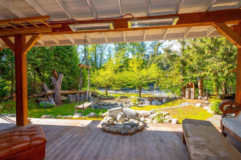 FEATURED LISTING: 2154 MT SEYMOUR Parkway North Vancouver