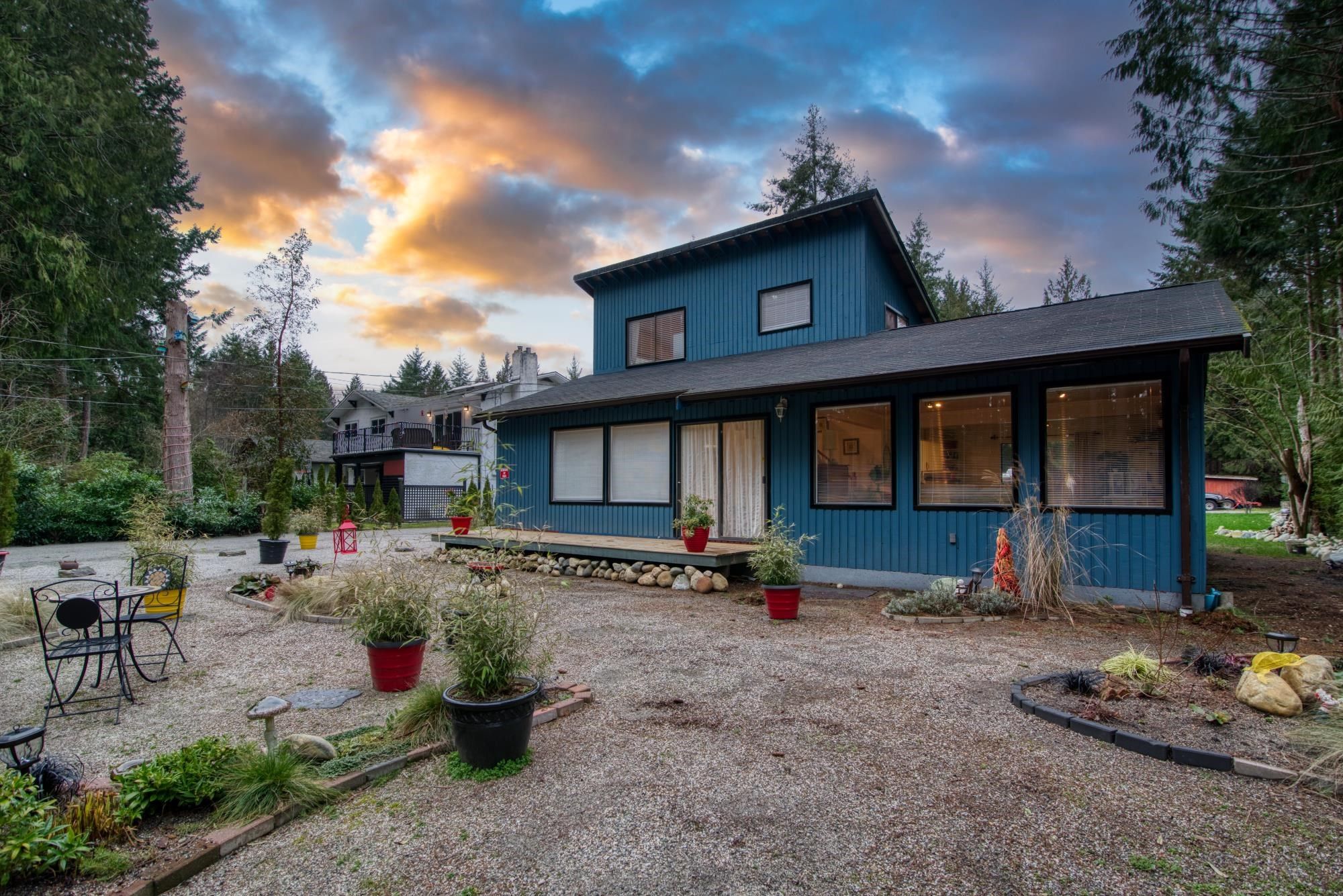 Main Photo: 4192 BROWNING Road in Sechelt: Sechelt District House for sale (Sunshine Coast)  : MLS®# R2646746