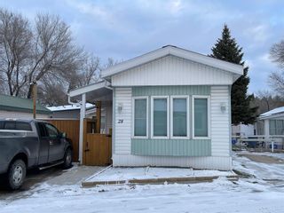 Photo 3: 28 2695 Main Street in Winnipeg: House for sale : MLS®# 202331229