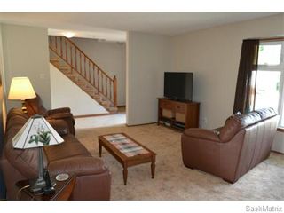 Photo 10: 707 Tobin Terrace in Saskatoon: Lawson Heights Single Family Dwelling for sale (Saskatoon Area 03)  : MLS®# 543284