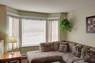 Photo 3: 3 or 4 Bedroom Townhouse for Sale in Maple Ridge