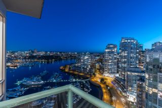 Photo 18: 2802 1067 MARINASIDE Crescent in Vancouver: Yaletown Condo for sale in "Quaywest" (Vancouver West)  : MLS®# R2870770