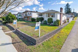 Photo 1: 3206 E 1ST Avenue in Vancouver: Renfrew VE House for sale (Vancouver East)  : MLS®# R2482468